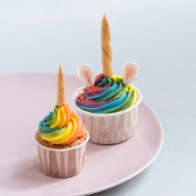 cupcakes rainbow arc en ciel thème licorne anniversaire fête enfant fille